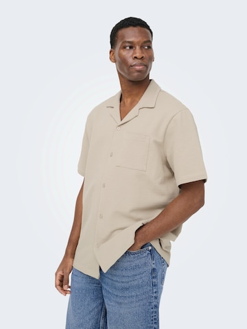 Fit confort Chemise 'ONSKian' Only & Sons en gris