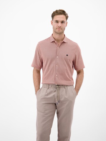 Coupe regular Chemise LERROS en rouge