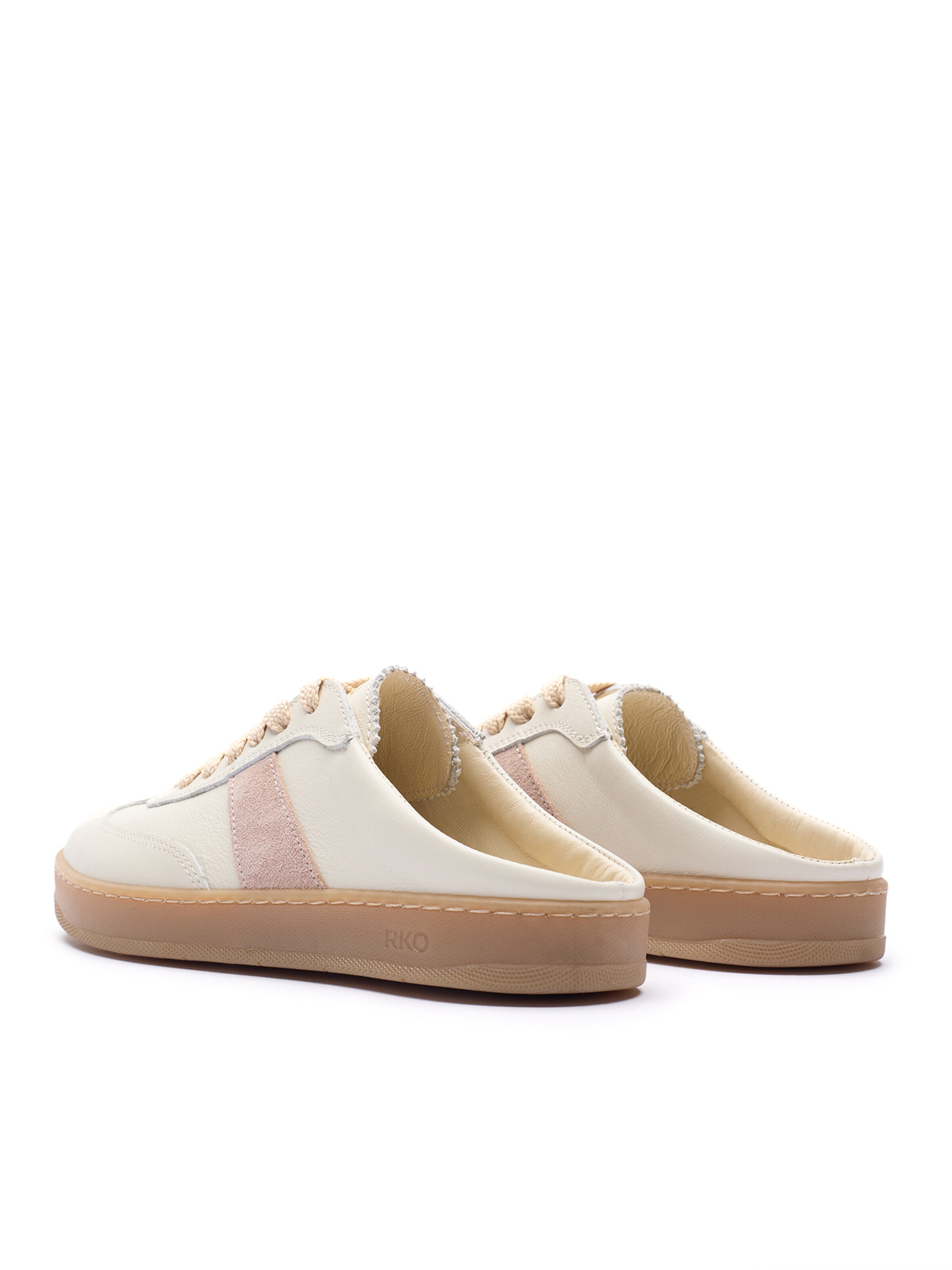 Scarpa slip-on di RYŁKO in beige