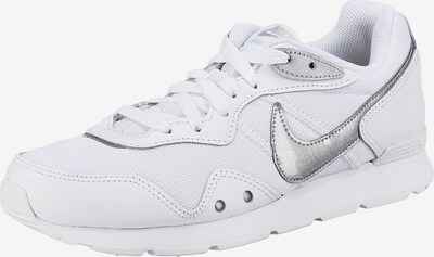 Nike Sportswear Matalavartiset tennarit 'Venture Runner' värissä hopea / valkoinen, Tuotenäkymä