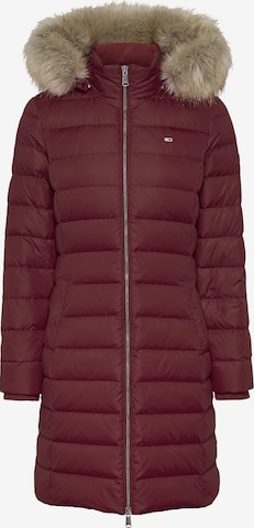 Tommy Jeans Winter Coat in Red: front