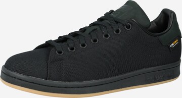 Baskets basses 'Stan Smith' ADIDAS ORIGINALS en noir : devant