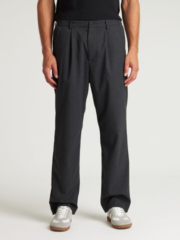 CHASIN' Loosefit Hose 'State.L Wave' in Grau