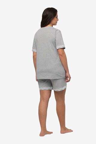 Pyjama Ulla Popken en gris