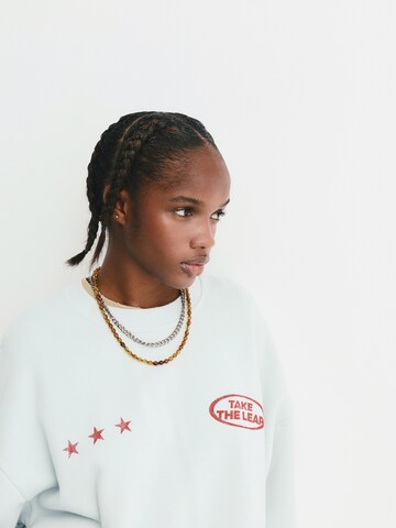 Pull&Bear Sweatshirt in Blue