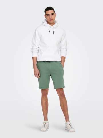 Only & Sons Loosefit Shorts 'Ceres' in Grün