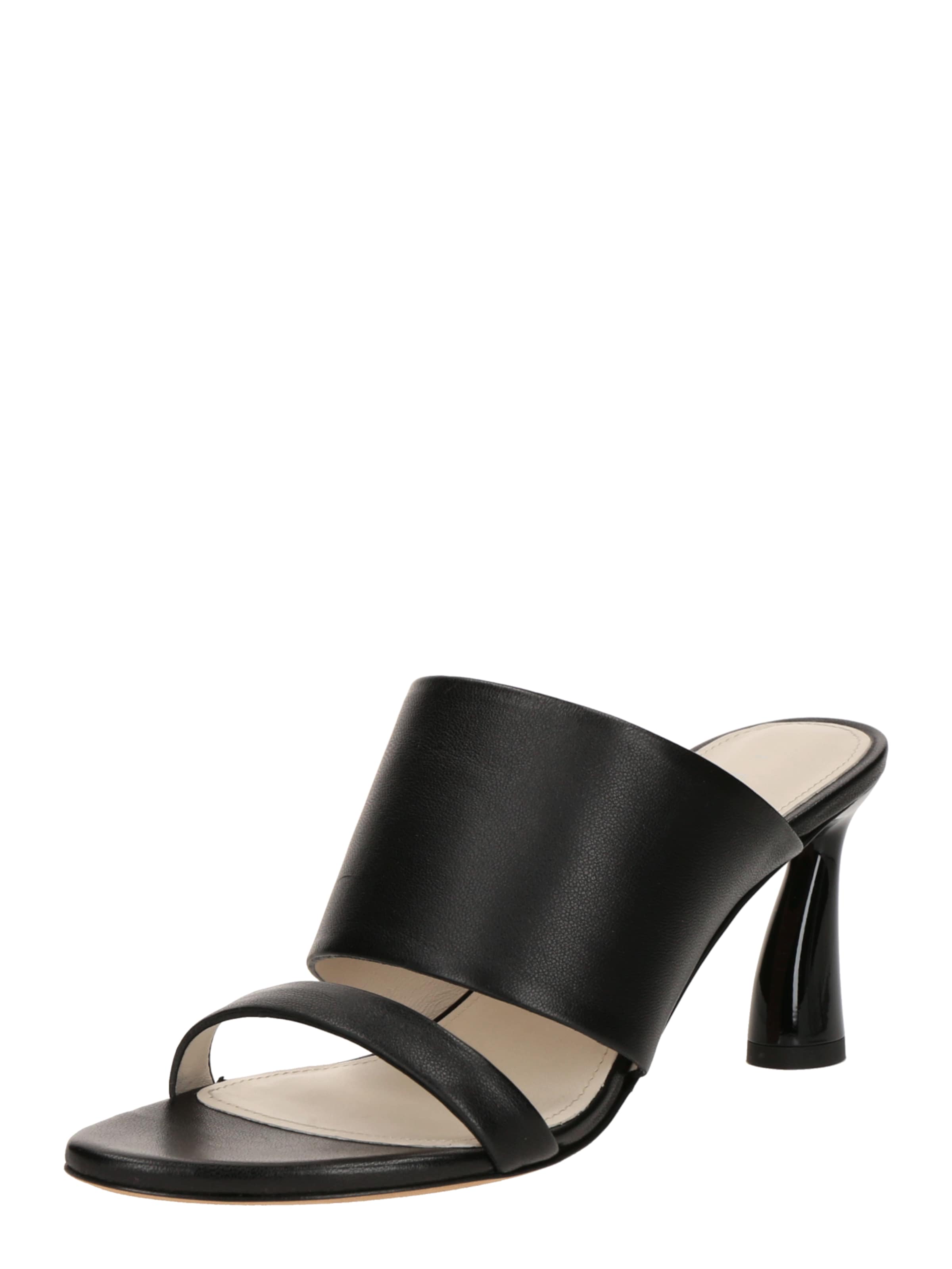 melns IRO Ādas čības: no priekšpuses