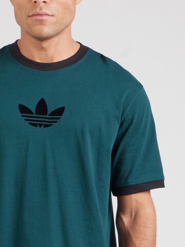 Tricou 'Adicolor 2000s Cali' de la ADIDAS ORIGINALS pe verde