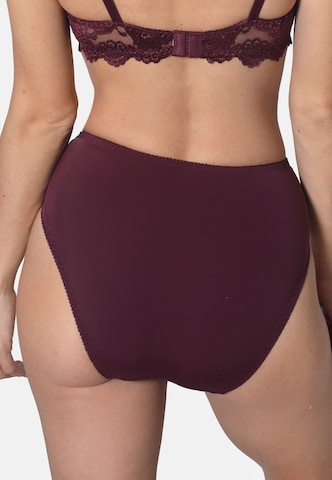 Slip sassa en rouge