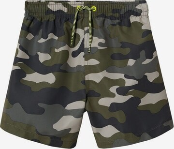 Shorts de bain 'Military' MANGO KIDS en vert : devant