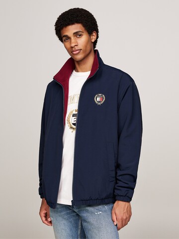 Tommy Jeans Tussenjas in Blauw: voorkant