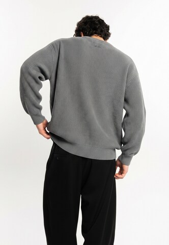 Pull-over Another Cotton Lab en gris