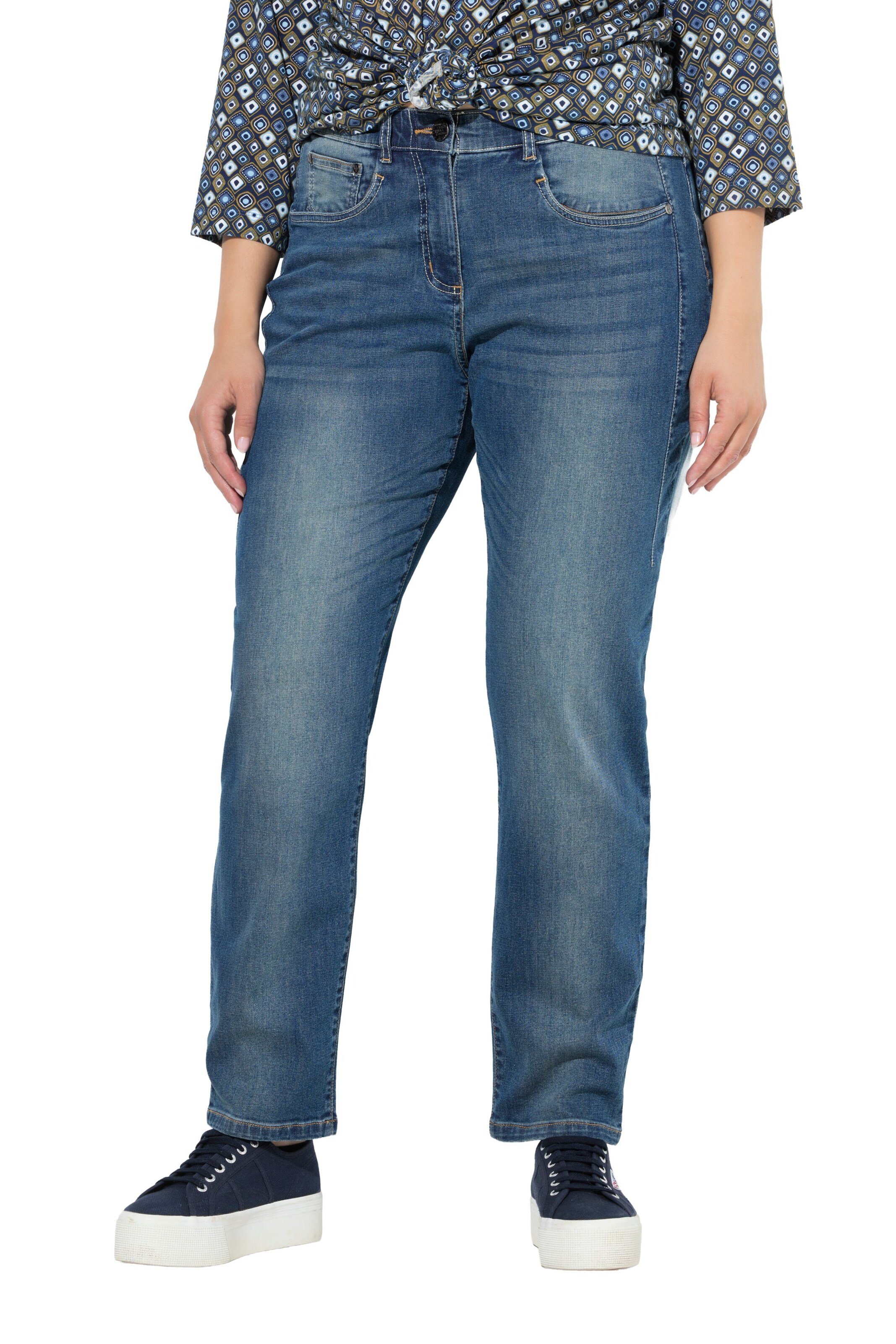 Ulla Popken Regular Jeans in Blauw: voorkant