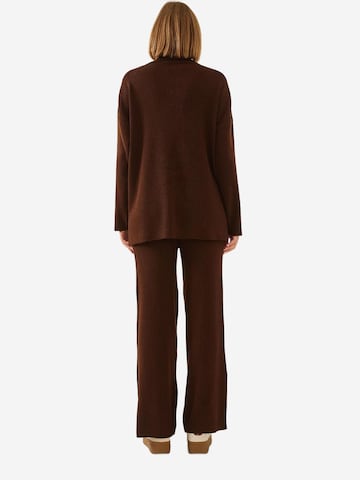 Completo pantalone di Bianco Lucci in marrone