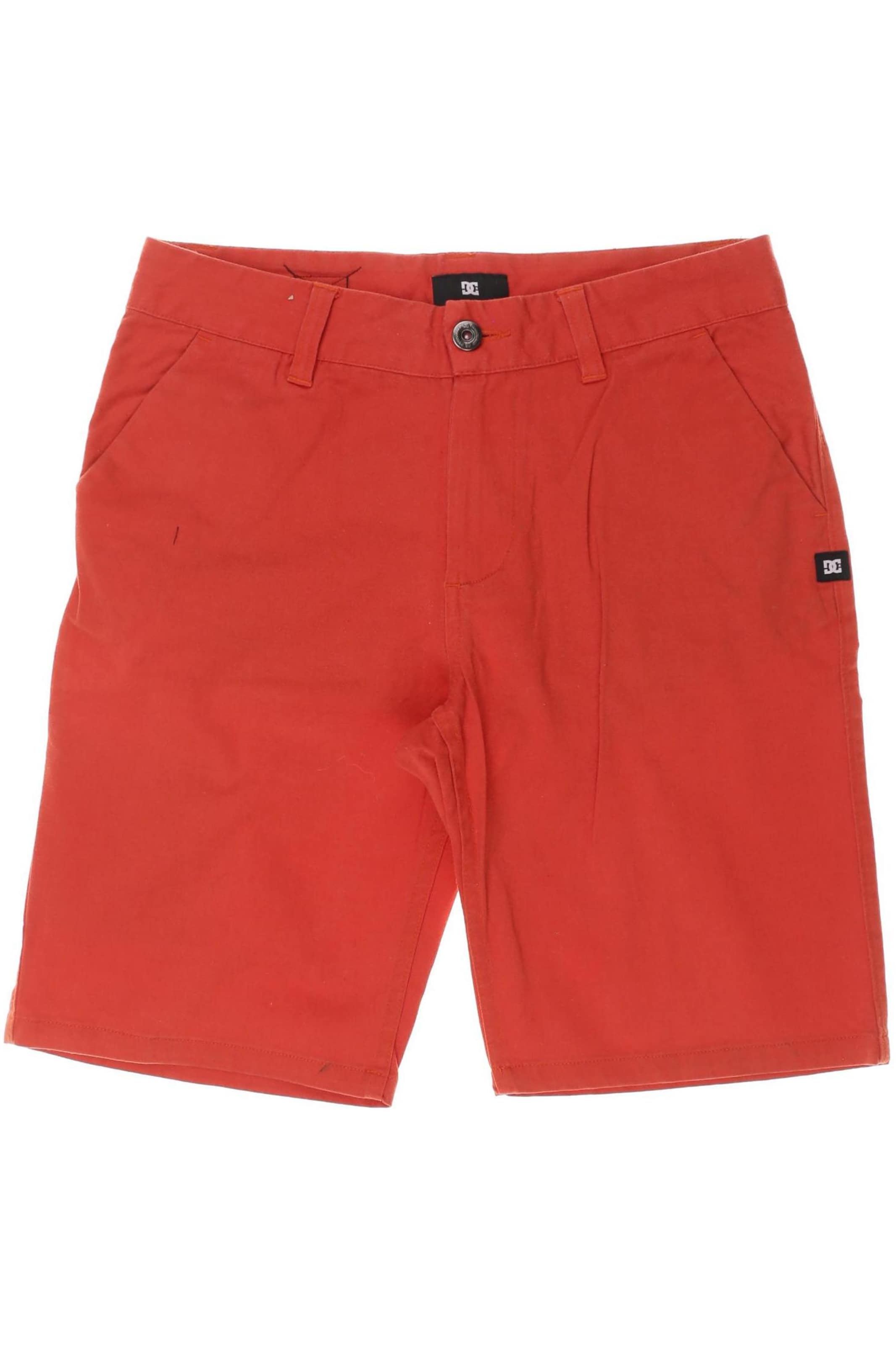 DC Shoes Shorts in 27 in Red: front