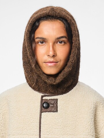 Bonnet PIECES en marron : devant