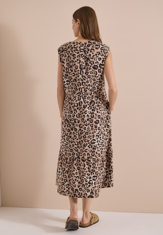 CECIL Midi-Kleid mit Split Neck und Leo-Print in Beige