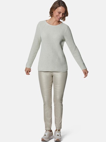 Goldner Pullover in Grau