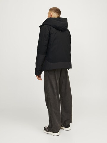 JACK & JONES - Parca de invierno 'JCOAIDEN' en negro
