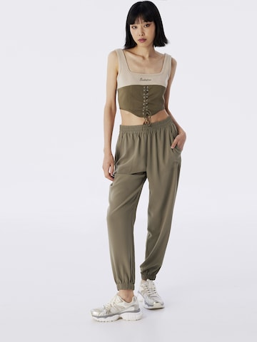 Effilé Pantalon Twist en vert