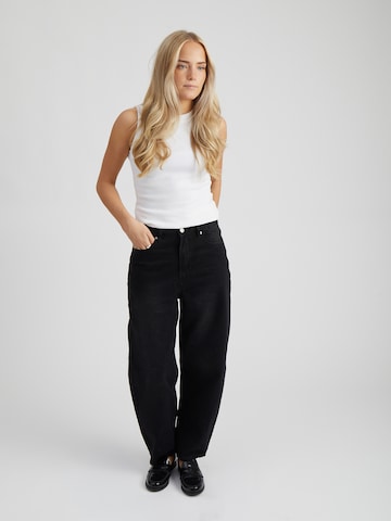 Peppercorn Wide leg Jeans 'Namira' in Black: front
