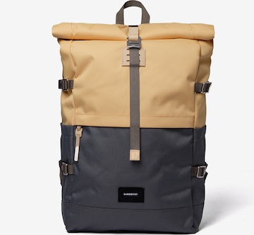 SANDQVIST Backpack ' Bernt' in Beige: front