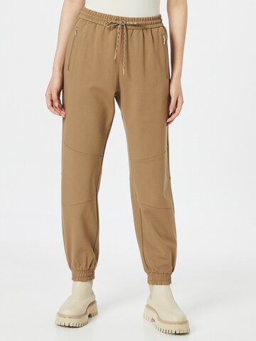 s.Oliver Tapered Broek in Bruin: voorkant