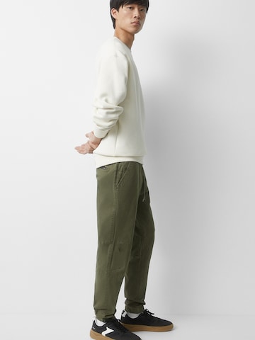 Pull&Bear Tapered Bukser i grøn: forside