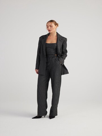 Wide Leg Pantalon chino HOLLY LOLLY en noir