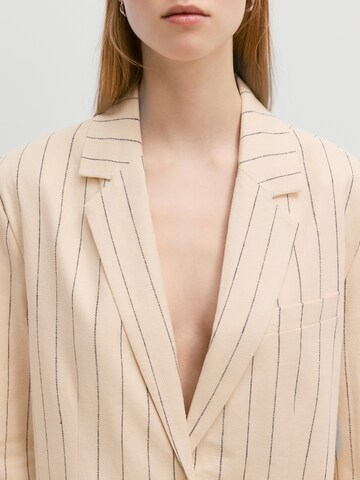 Blazer 'Swintha' di EDITED in beige