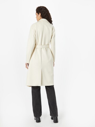 VILA Between-seasons coat 'Shelley' in Beige