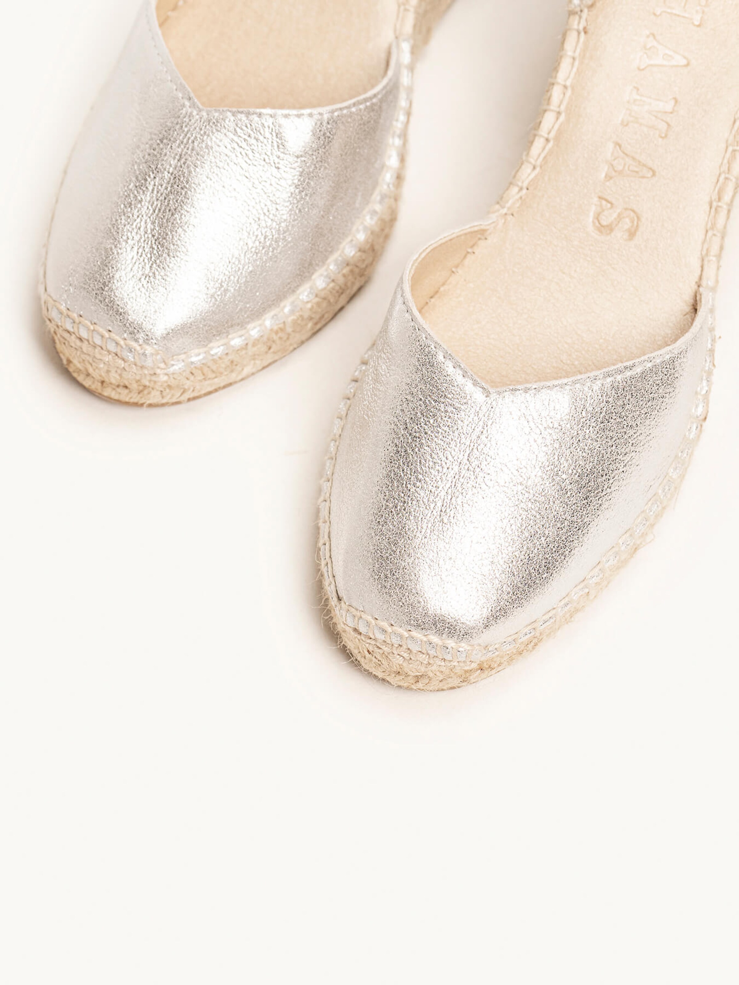 Alhamas Strap sandal 'Alpargata Cuña 7 cm' in Silver