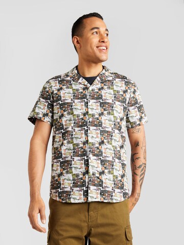 anerkjendt - Regular Fit Camisa 'AKLEO' em castanho: frente