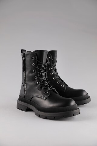 Aniston Boots in Black
