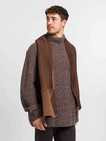 bugatti Scarf in Brown