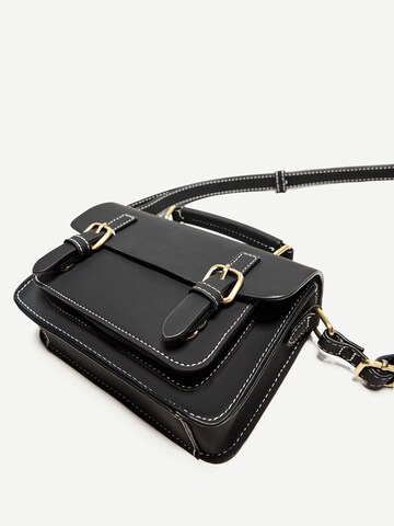 Sac à bandoulière Bershka en noir