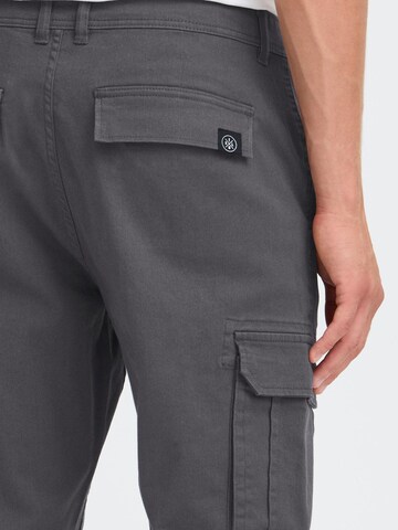 regular Pantaloni cargo ' SDCHASEY ' di !Solid in grigio