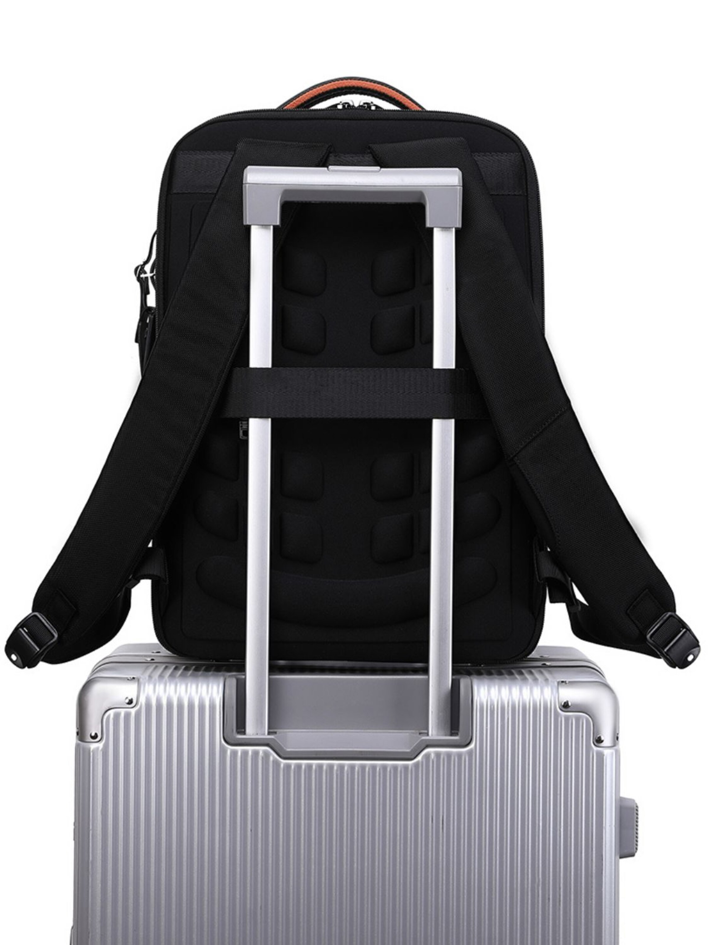 jolar Backpack in Black