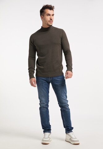 RAIDO Pullover in Braun