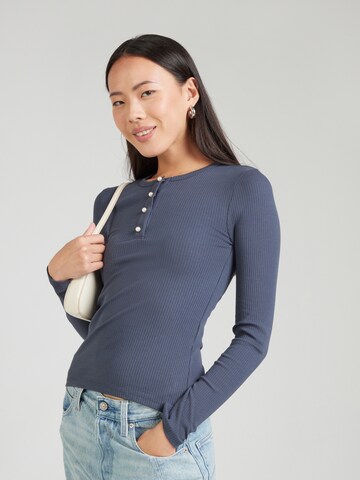 PIECES T-shirt 'PCKITTE' i blå: framsida