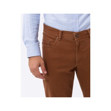 BRAX Regular Jeans in Brown