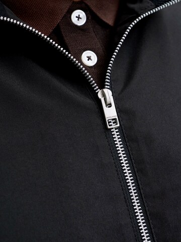 Jack & Jones Plus Between-Season Jacket 'JJERush' in Black