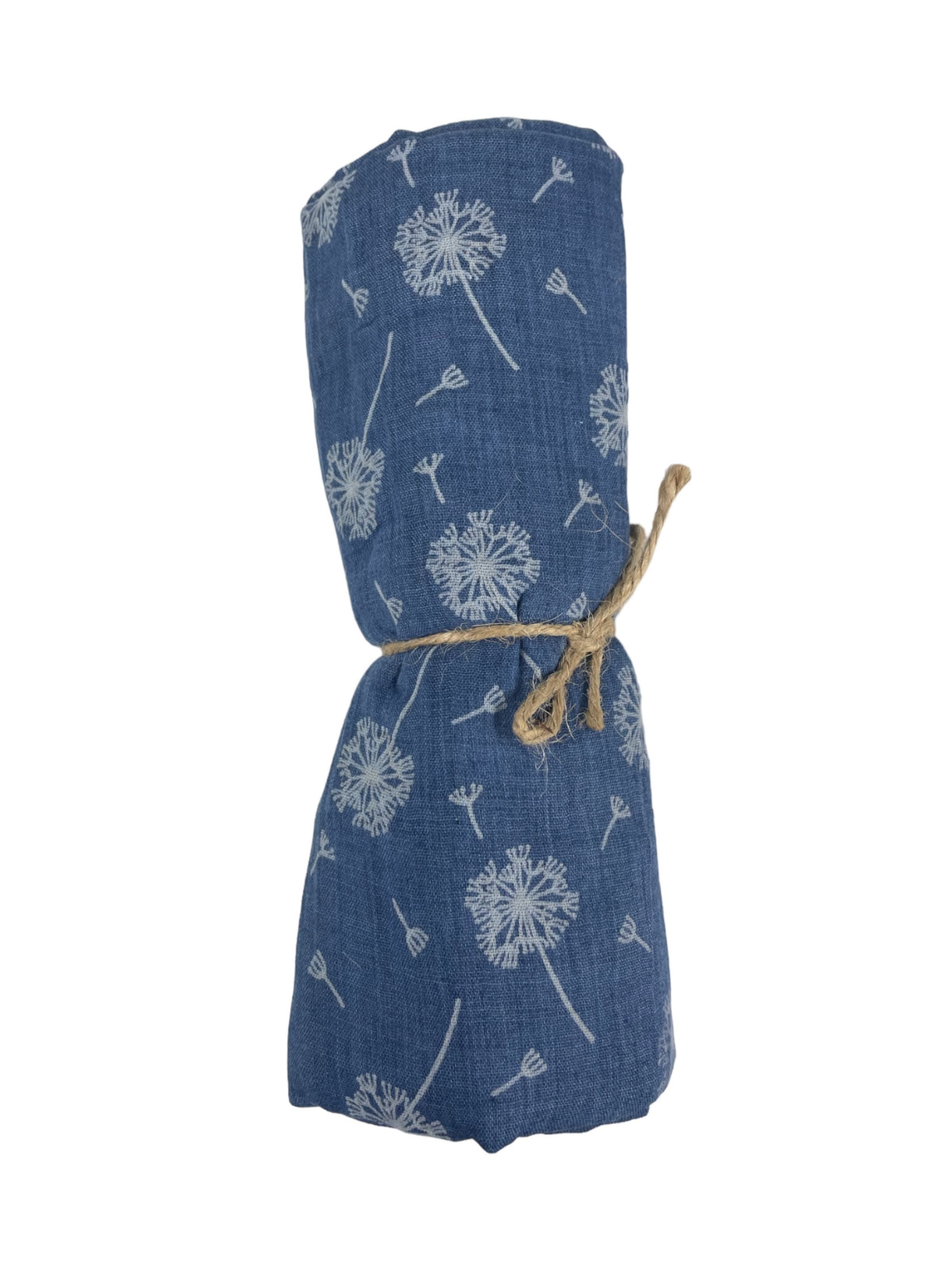 Kumixi Loop scarf 'Löwenzahn' in Blue: front