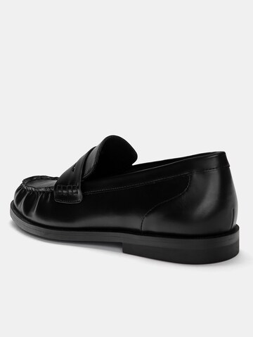 Pull&Bear Moccasins in Black