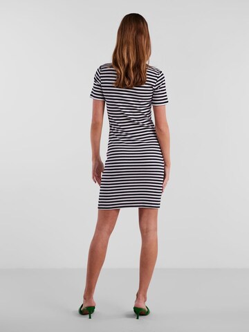 Robe 'Ruka' PIECES en noir