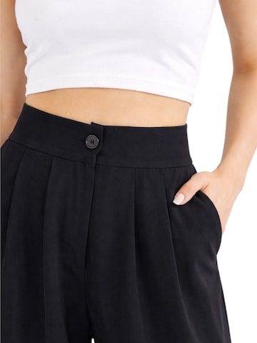 Wide Leg Pantalon à pince 'ALYA' fashionshowcase en noir