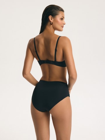 ESOTIQ Bikini bottom 'BASE' in Black