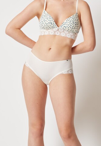 Skiny Boyshorts in White: front