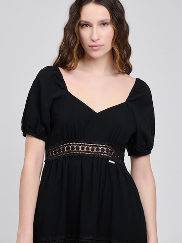 Influencer - Vestido de verano en negro