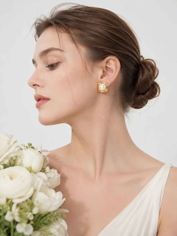 RteRmeNaušnice 'Vintage Gold Circular Pearl Earrings' - zlatna boja